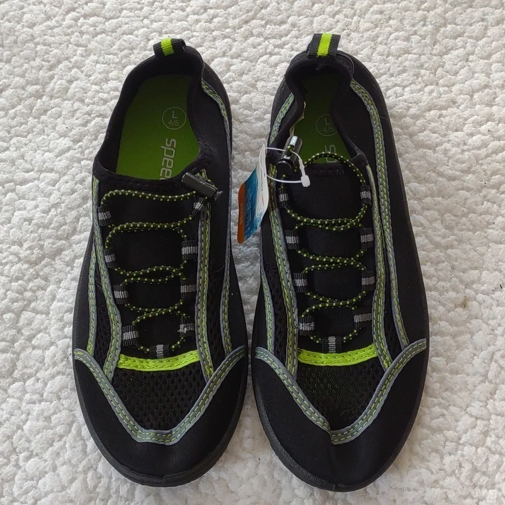 NWT Speedo Junior Water Shoes Size L(4/5)
